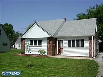 130 Oxford Cir photo 1