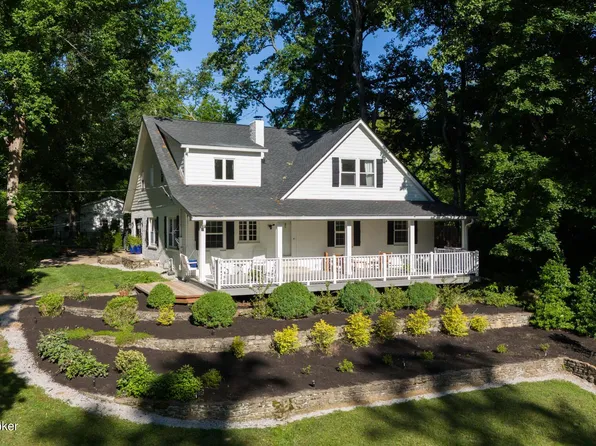 11207 Beech Rd, Anchorage, KY 40223