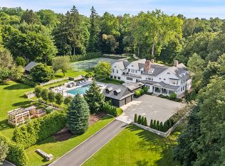 129 Long Lots Rd, Westport, CT 06880