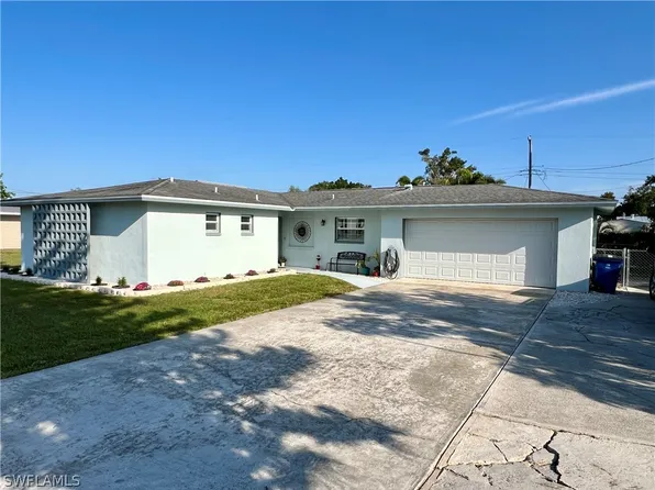 2225 Woodland Blvd, Fort Myers, FL 33907