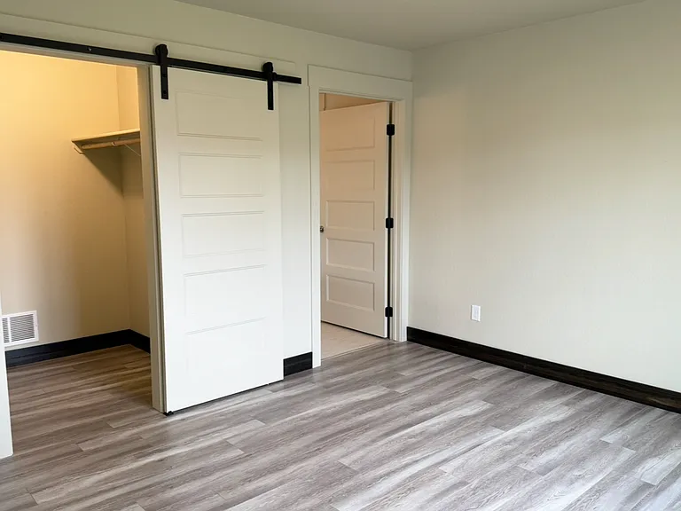 995 N Camas Ln — Photo 13