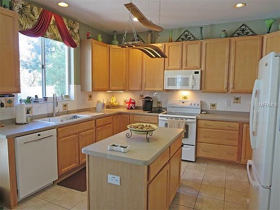 4th image of 7024 Palmetto Pines Ln