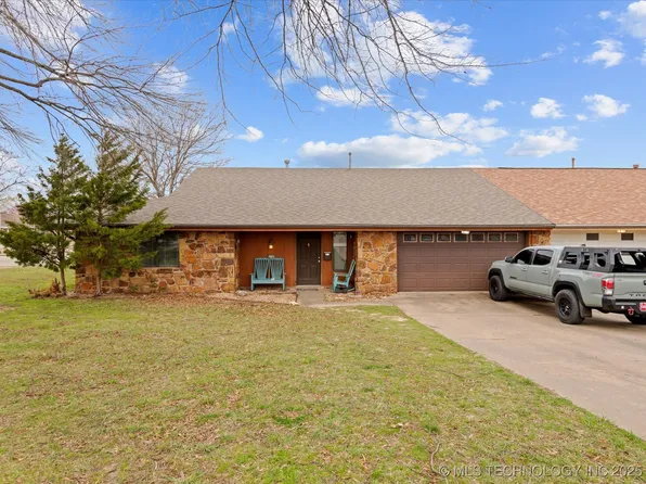 6700 Abbey Rd, Bartlesville, OK 74006