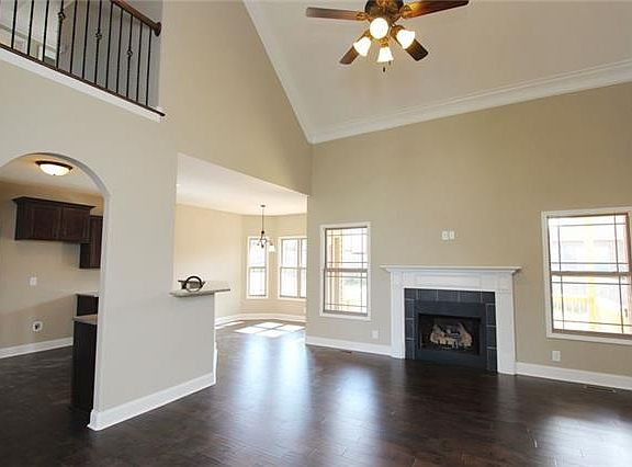 4th image of 74 Terraces Of Hearthstone Lot 74