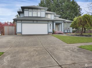 1609 Crystal Lane Loop SE, Puyallup, WA 98372