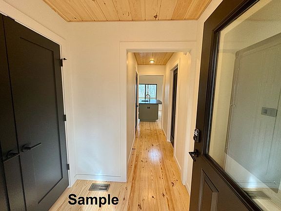 2nd image of 139 Hideout Lane