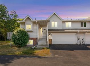 9171 Upland Ln N, Maple Grove, MN 55369