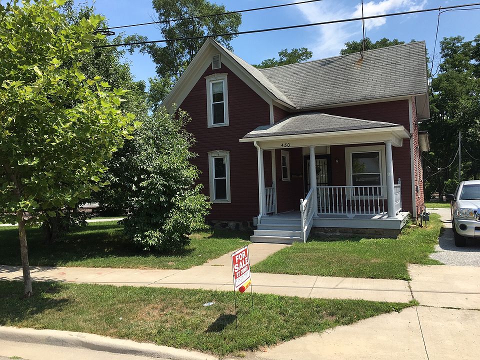 1st image of 430 N 1st St