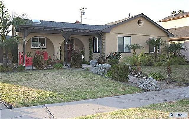 1st image of 3063 Conquista Ave