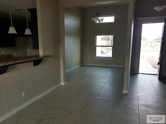 4th image of 3221 Rocky Row Dr