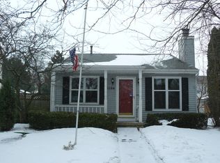 1104 Manchester Crse, Geneva, IL 60134