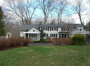 216 Ridgefield Rd, Wilton, CT 06897