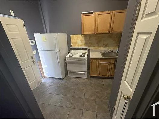 2904 Virginia Ave #3 — Photo 2