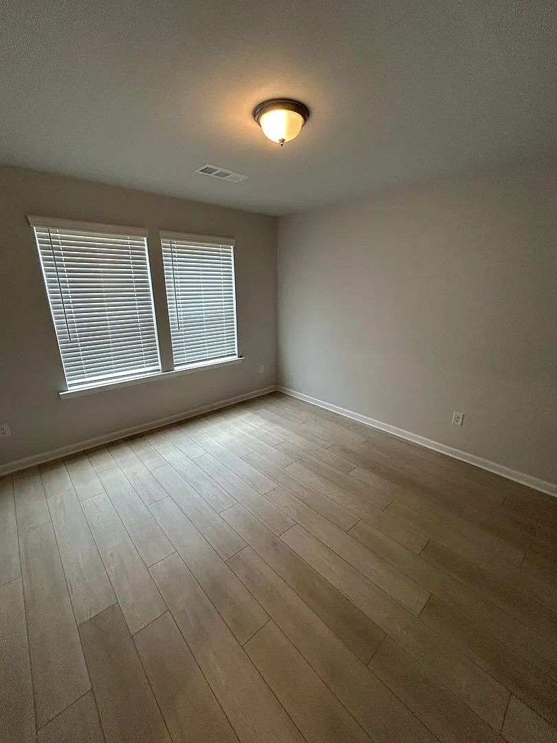 Rare and Well Done - 106 Werner Brook Way SW — Photo 4