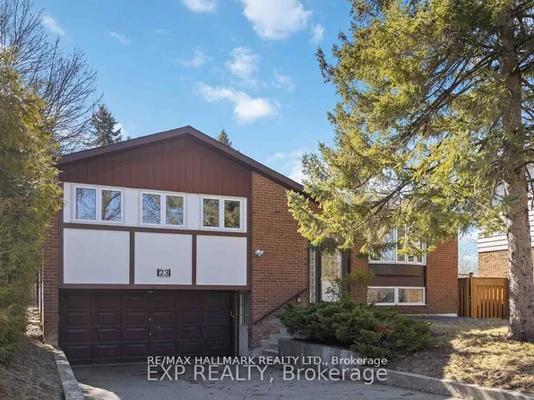 23 Ironshield Cres, Markham, ON L3T 3K7