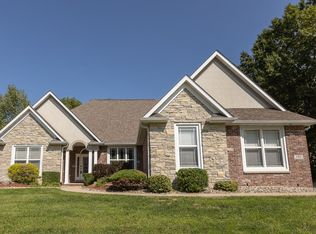 7412 Creek Ridge Ln, Edwardsville, IL 62025