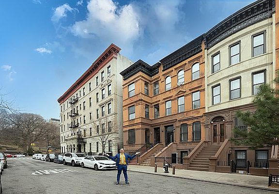 2nd image of 365 W 120th St Penthouse N