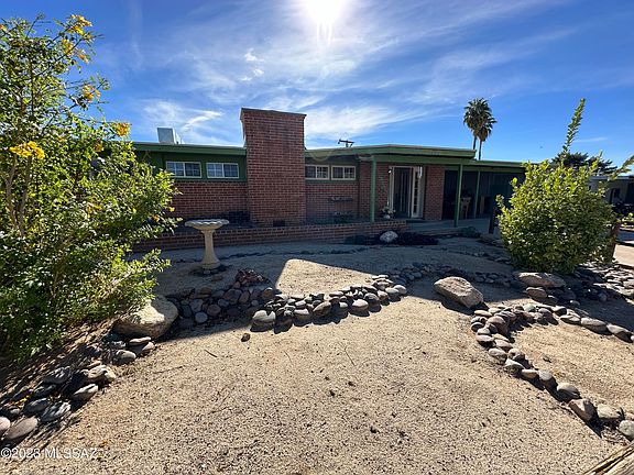 2nd image of 3149 W Calle Cereza