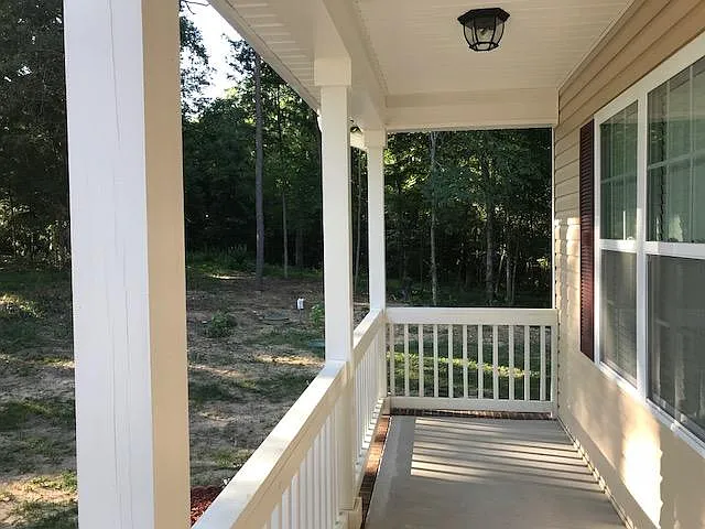 1641 Holly Creek Ln — Photo 7