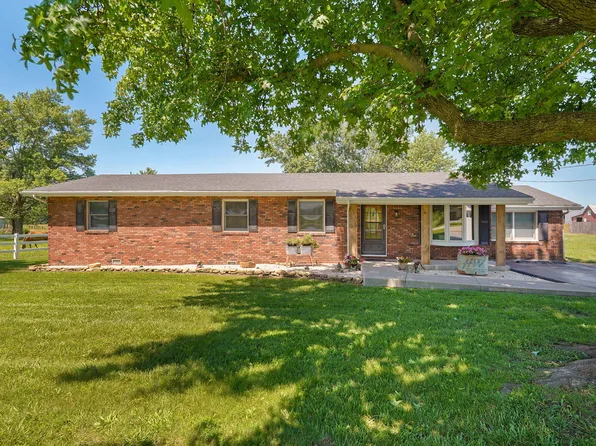 1030 S Diggins Main Street, Seymour, MO 65746