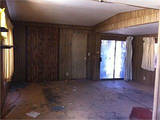 5th image of 1891 Montclair Dr