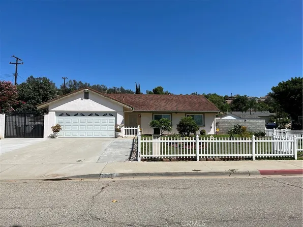 1433 Douglass Dr, Pomona, CA 91768