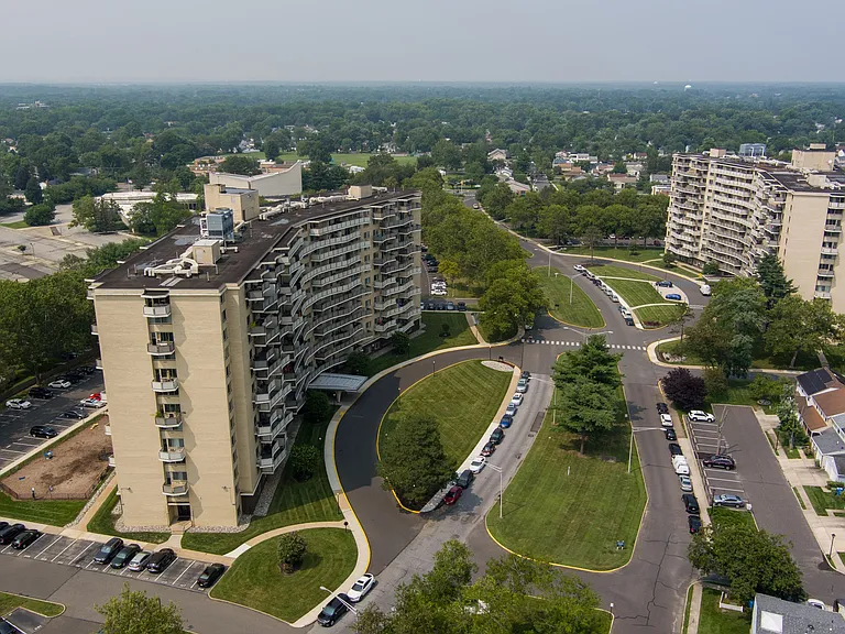 Premier at Cherry Hill — Photo 28