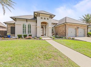 106 Rue De Chambery, Broussard, LA 70518