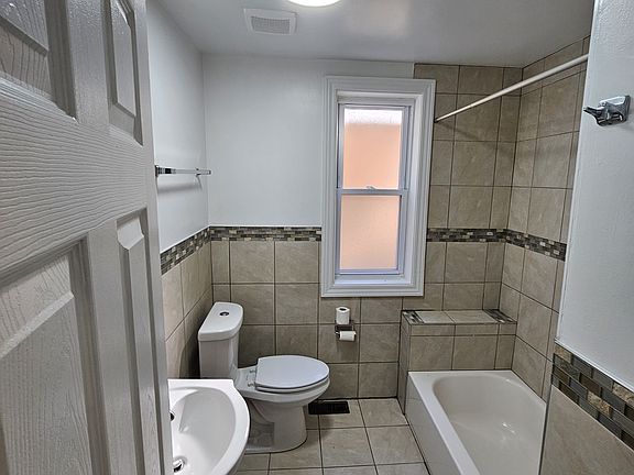 5th image of 8539 S Colfax Ave #1