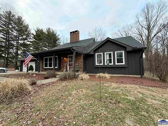 2nd image of 825 W Krislynn Woods Ave