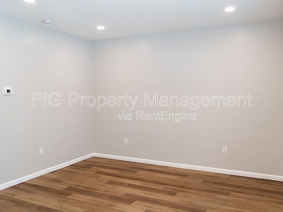 3rd image of 4108 Mountain Trek Way