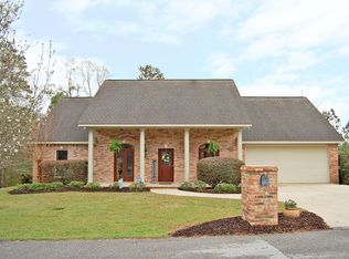 86 Auburn Pl, Hattiesburg, MS 39402