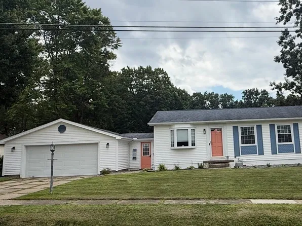 706 Shannon Ave, Cuyahoga Falls, OH 44221