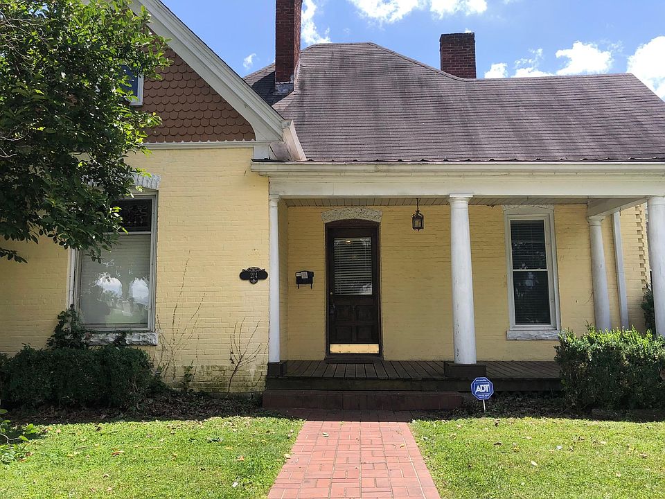 1st image of 214 Richmond Ave