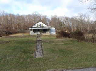 2077 Donta Rd, Ashland, KY 41102