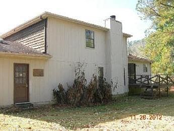 2nd image of 118 Woodie Dr