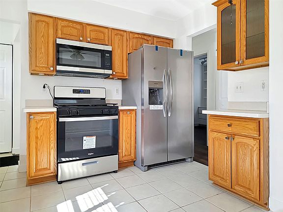 5th image of 8241 Clippert St