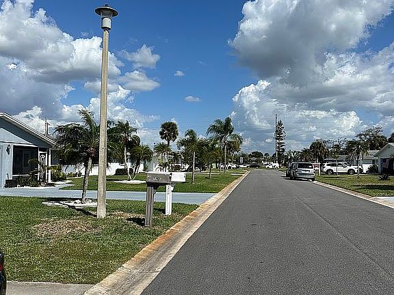 3rd image of 1740 Loralin Dr