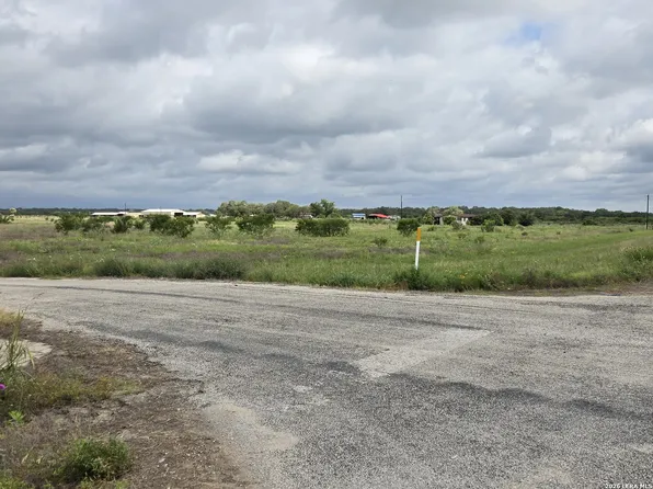 000 Highway 173 LOT 11, San Antonio, TX 78861