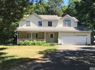 1161 Old Town Rd, Coram, NY 11727