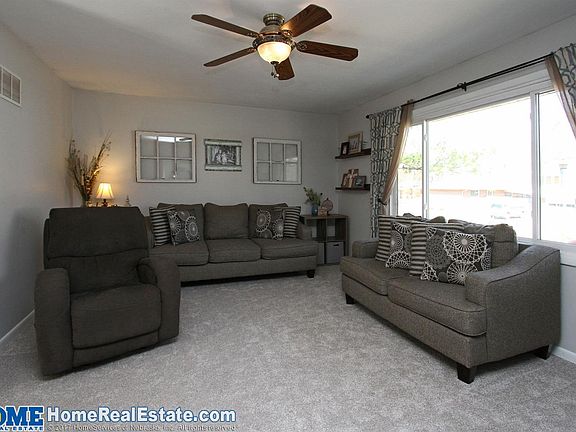 4th image of 7821 Hickory Ln