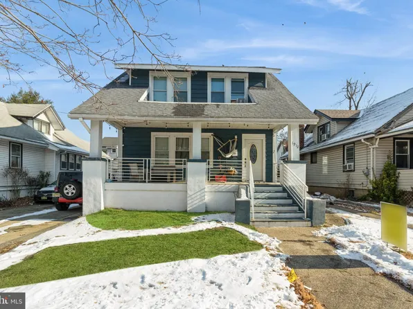 1912 W River Dr, Pennsauken, NJ 08110