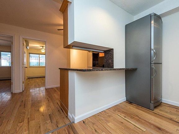 5th image of 48 N Henry St #1DEW