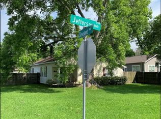 6501 Jefferson Blvd, Groves, TX 77619