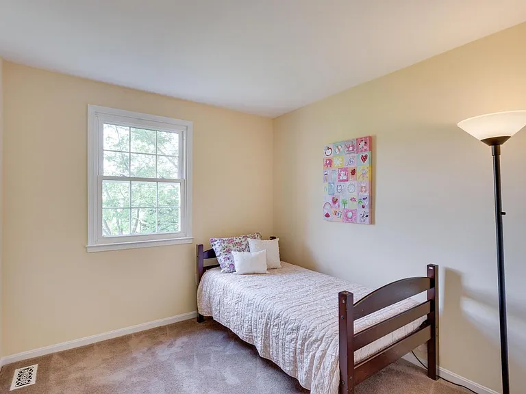 9884 High Water Ct — Photo 13
