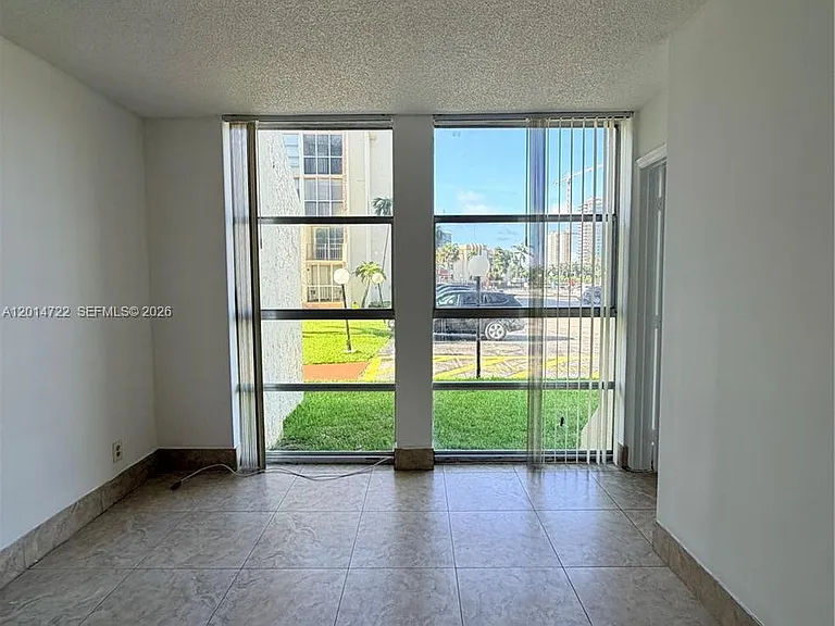 2000 Atlantic Shores Blvd #118 — Photo 4