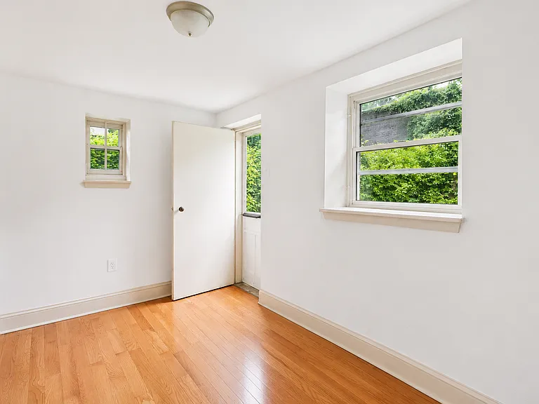 4712 Woodland Ave #1 — Photo 6