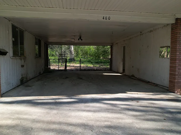 460 Rogers St — Photo 22