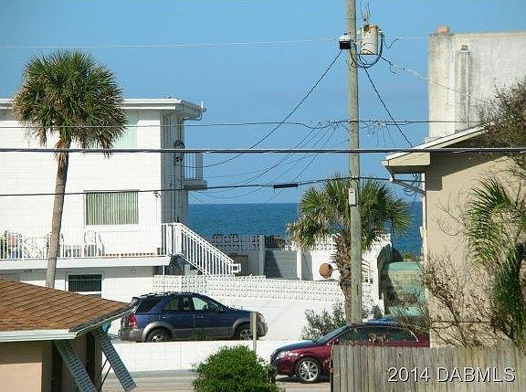 2nd image of 3928 Oriole Ave