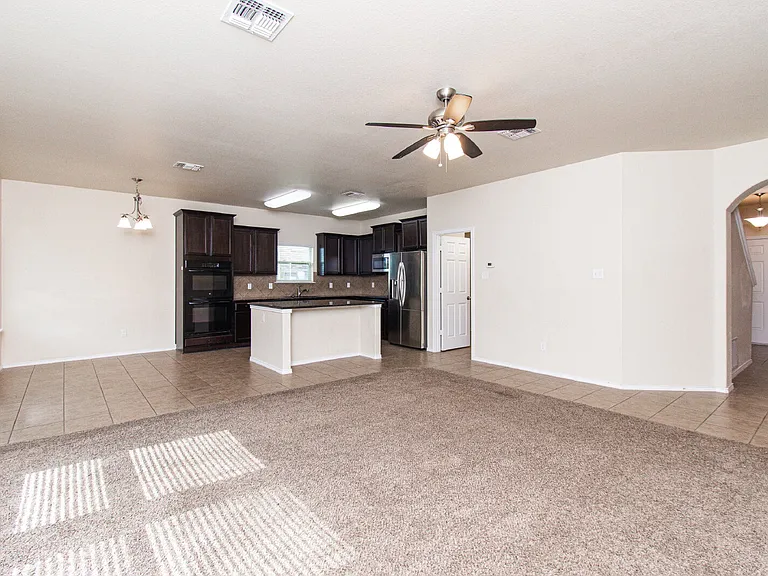 6509 Creek Land Rd — Photo 3